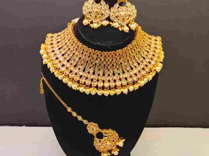Bridal kundan set